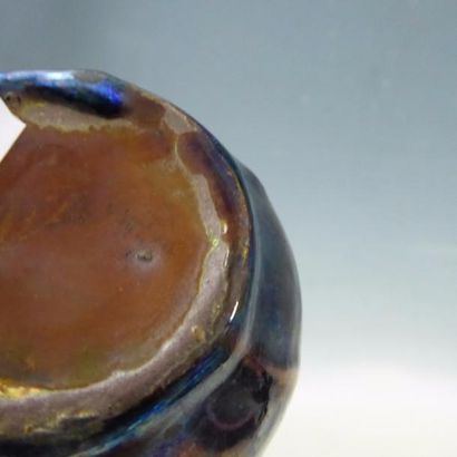 VASE A PANSE BASSE en céramique à lustre...
