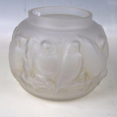 MULLER Frères à Lunéville : Vase boule en...