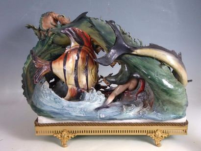 CAPODIMONTE : Important groupe en porcelaine...