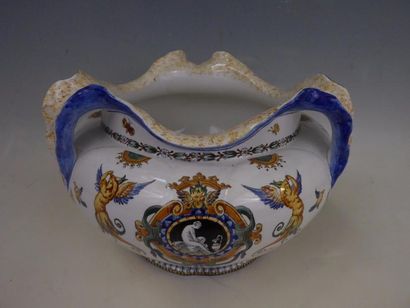 GIEN : Cache pot en faïence polychrome à...