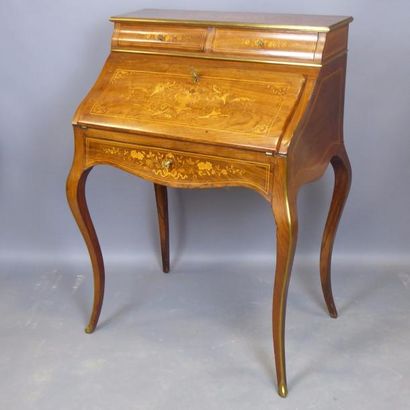 BUREAU DE PENTE en bois marqueté à pieds...