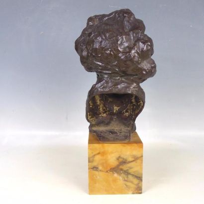 Italo GIORDANI (1882-1956) : Beethoven. Bronze...