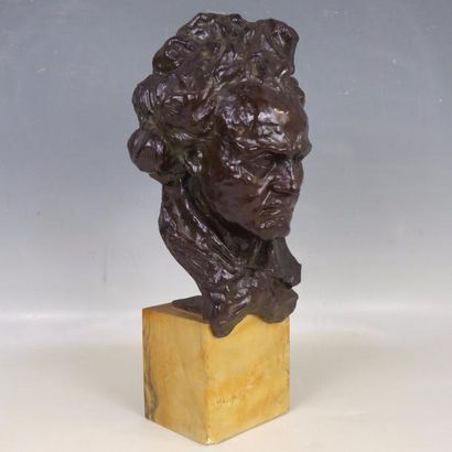 Italo GIORDANI (1882-1956) : Beethoven. Bronze...