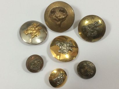 OoOoOoO. Un bouton et trois paires (2 modèles)....