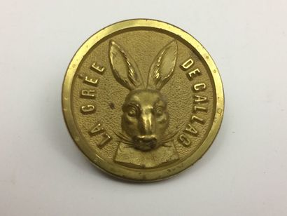 O. Un bouton. La Grée de Callac. Vicomte...