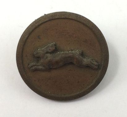 o. Un bouton. Monsieur Laurencel. 1881-1...