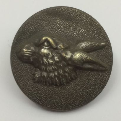 O. Un bouton. M. Turpault. 1893-1900