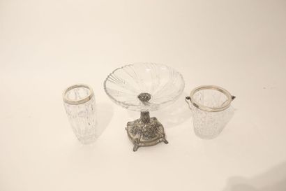 Coupe Belle Époque, circa 1900, verre pressé-moulé...