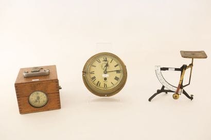 Deux objets de précision, début XXe, bois...