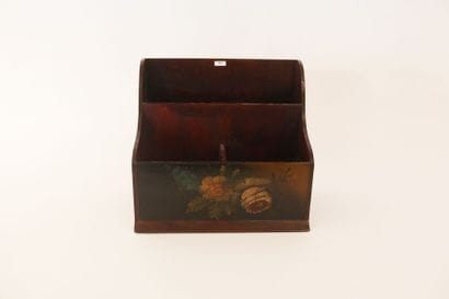 Coffret à lettres, XXe, bois à décor floral...