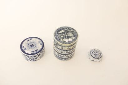 CHINE
Boîte cylindrique à trois compartiments,...