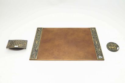 LE VERRIER Max (1891-1973)
Parure de bureau...