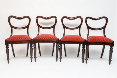 Suite de quatre chaises Louis-Philippe, pieds...