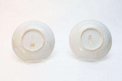 CHINE
Paire de plats creux de type Swatow...