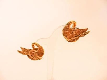 Pair of swan earrings in 18 karat yellow...
