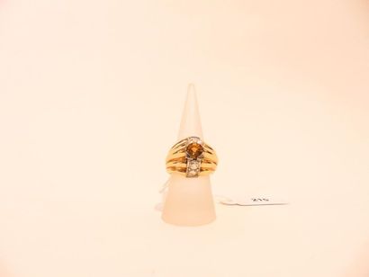 Dome ring in 18 karat yellow gold set with...