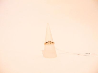 Ring in 18 karat rose gold set with a rose-cut...