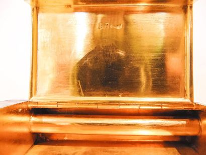 SAINT-PÉTERSBOURG
Cigarette case, ribbed,...