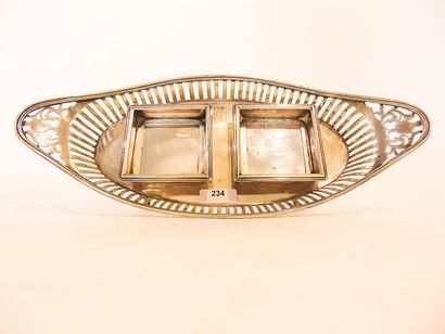 CHESTER
Double shuttle quadripod inkwell,...