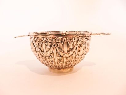 Lugged bowl decorated with medallions and...