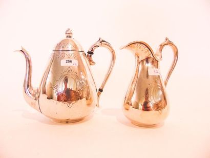 HOLLANDE
Piriform teapot and milk jug, 1874,...