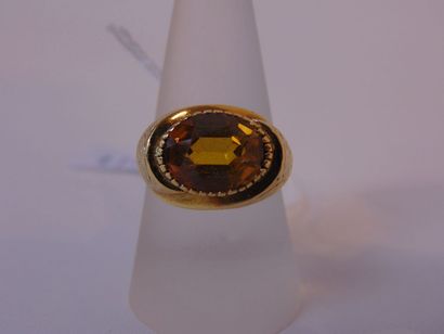 Bague en or jaune (18 carats) sertie d'une...