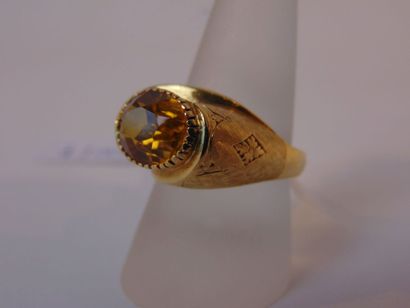 Bague en or jaune (18 carats) sertie d'une...