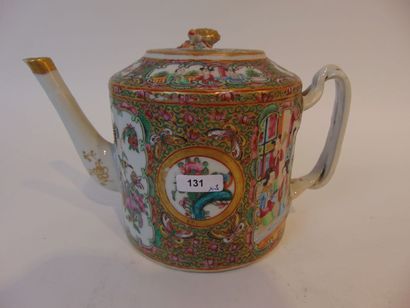 CHINE - CANTON
Théière de forme litron et...