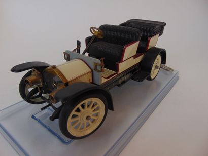 SCHUCO 1229
Mercedes-Benz Simplex (1902),...