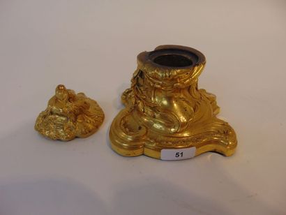 Encrier de style Rocaille, XIXe, bronze finement...