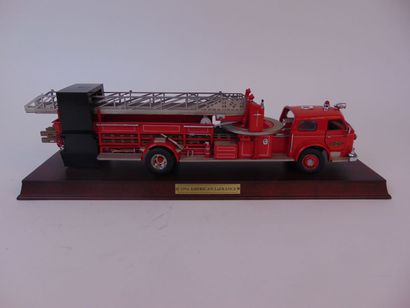 FRANKLIN MINT (1/32)
American La France Fire...