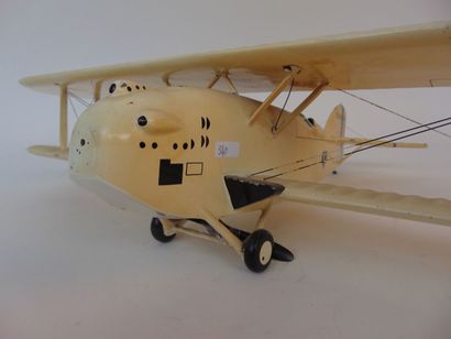 Biplan français Levasseur type 8 en bois...