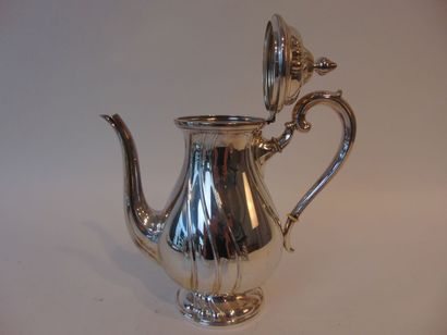 Service à thé et café en balustre sur piédouche...