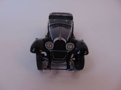 FRANKLIN MINT (1/24)
Bugatti Royale Coupé...