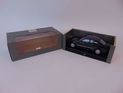 MERCEDES-BENZ COLLECTION (1/18)
Mercedes-Benz...