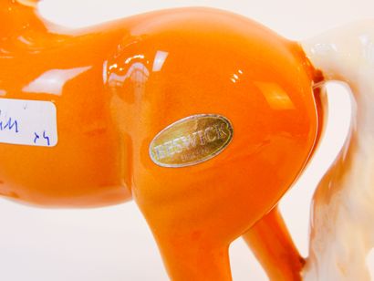 BESWICK - ENGLAND
Trois sujets équins, XXe,...