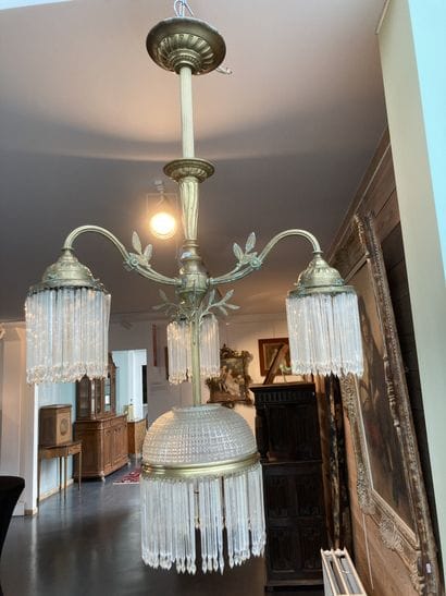 Lustre Belle Époque à trois bras de lumière...