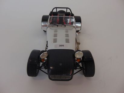 TAMIYA (1/12)
Caterham Super Seven BDR /...