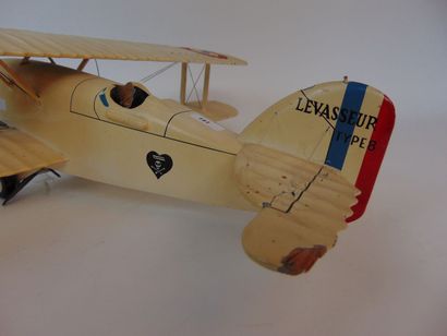 Biplan français Levasseur type 8 en bois...