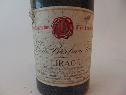 VALLÉE-DU-RHÔNE
Rouge et blanc, six bouteilles...