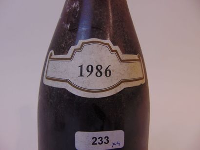 BOURGOGNE
Red, four bottles :

- (CHASSAGNE-MONTRACHET),...