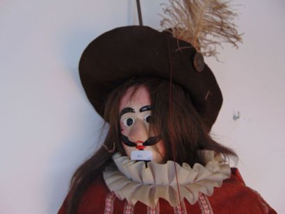 Deux marionnettes de Toone (Roxane et Cyrano...