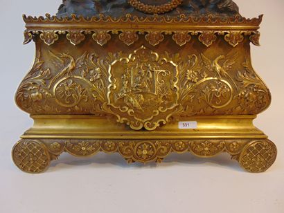 Pendule d'époque Louis-Philippe ornée d'un...