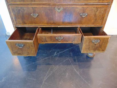 English chest of drawers opening with five...