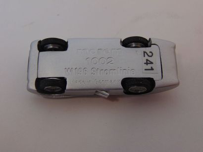 MOREM 3010 (1/87)
Rennwagentransporter (Mercedes-Bens...