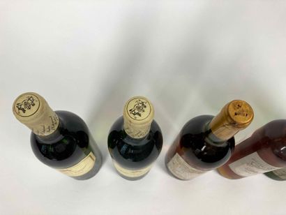 BORDEAUX
Lot de six bouteilles :

- Mouton-Cadet,...
