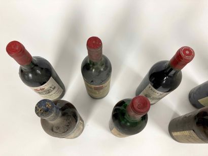 BORDEAUX
Lot de dix bouteilles (rouge) :

-...