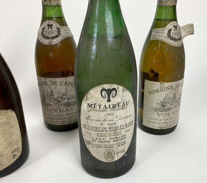 France
Lot de onze bouteilles :

- BOURGOGNE...