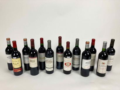BORDEAUX
Lot de treize bouteilles (rouge)...