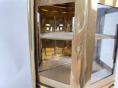 Sleeping car canteen with accessories, early...